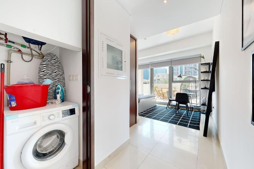 Studio In Best Part Of Downtown With Amazing Pool Dubai Exterior photo