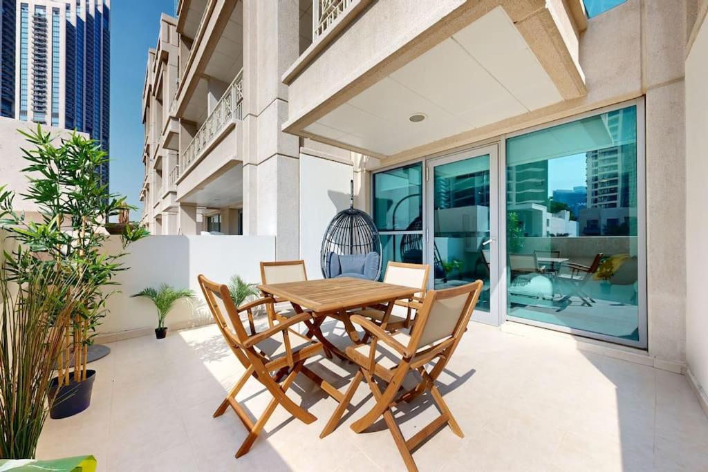 Studio In Best Part Of Downtown With Amazing Pool Dubai Exterior photo
