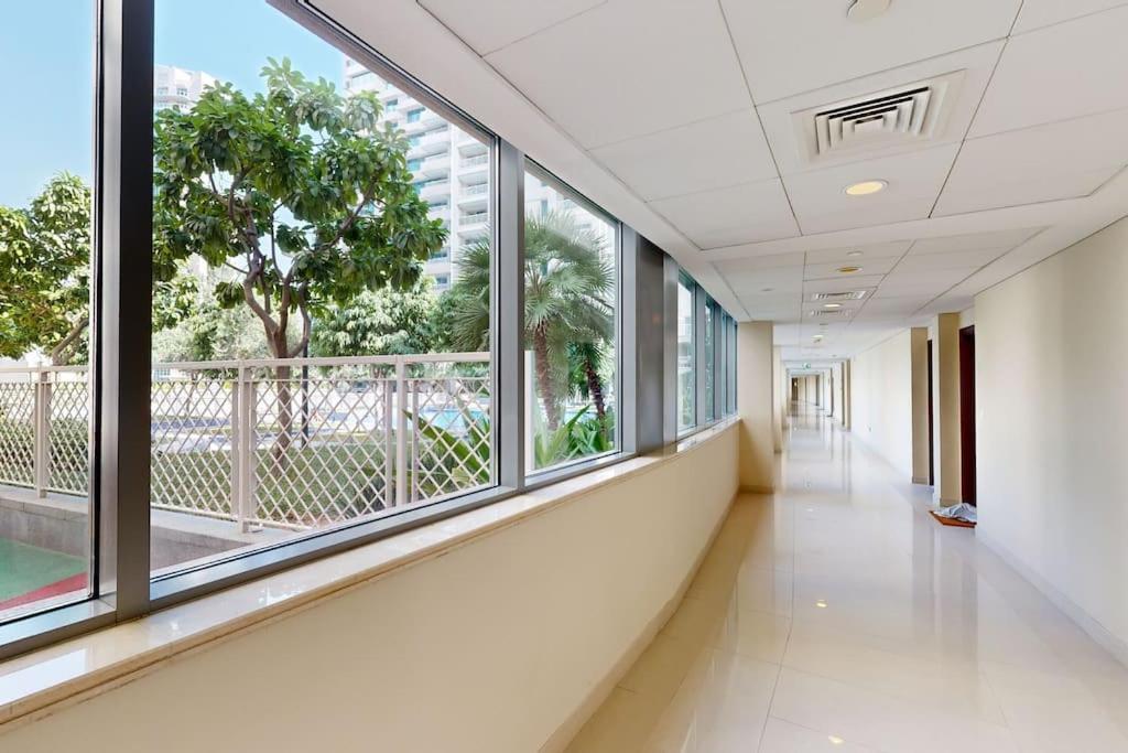 Studio In Best Part Of Downtown With Amazing Pool Dubai Exterior photo